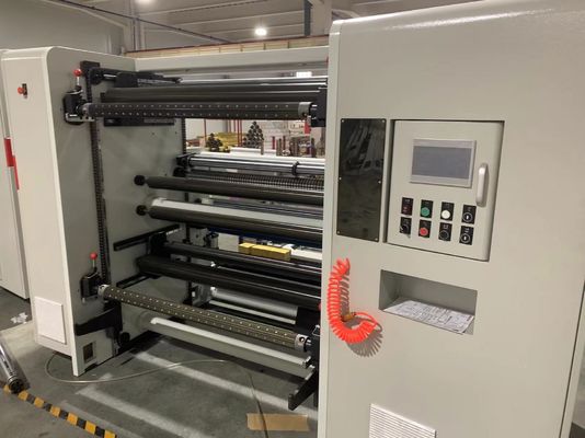 Hoog snelheidsmachine voor het snijden van rollen met een grote diameter tot 1400 mm