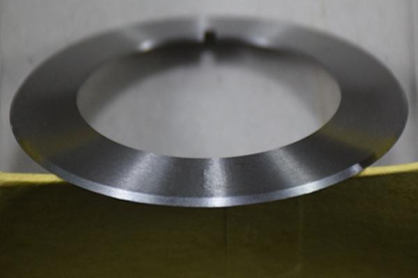 Ronde hoge precisie roterende snijblad Pvc-randblad Roterende messen snijmachine Papierpijp Kleefband snijmachine blad 3