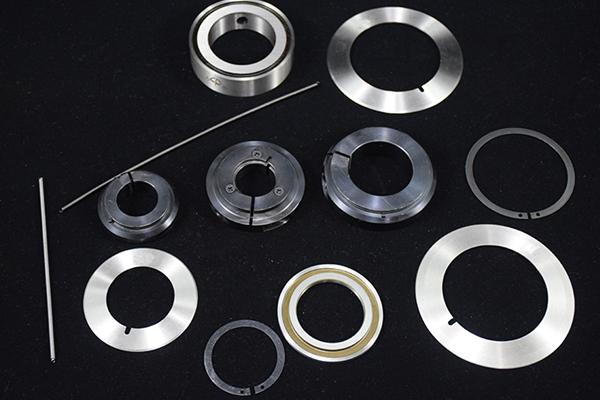 Ronde hoge precisie roterende snijblad Pvc-randblad Roterende messen snijmachine Papierpijp Kleefband snijmachine blad 24